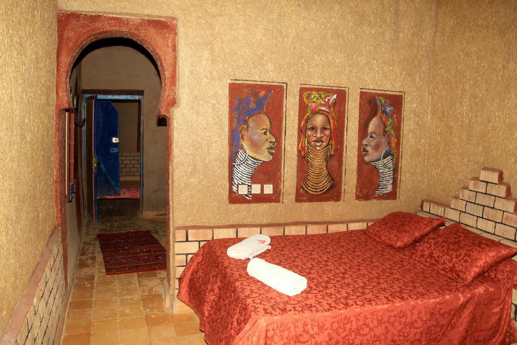 La Gazelle Bleue Hotel Мерцуга Екстериор снимка